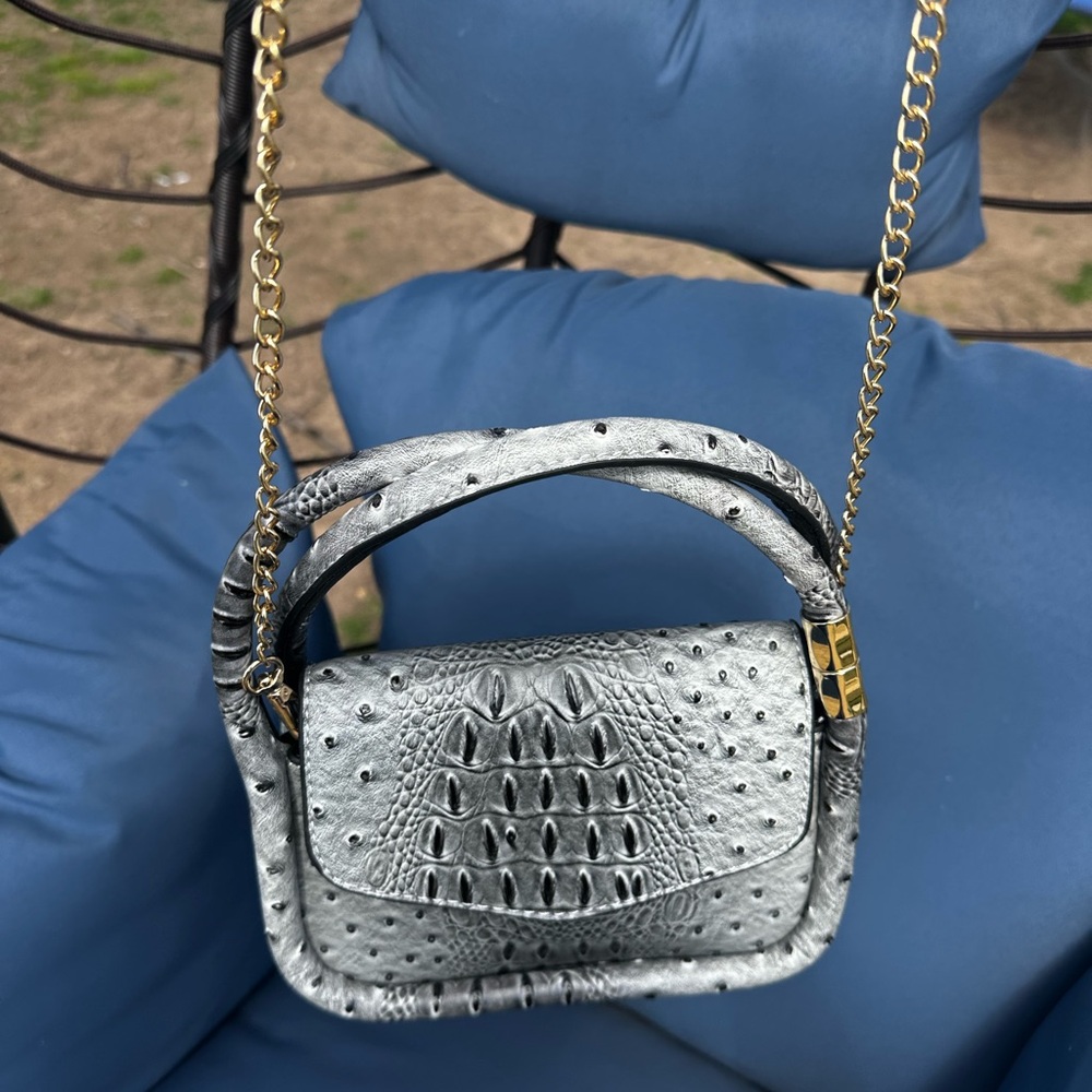 Silver Textured Crossbody Bag with Gold Chain Strap unbranded